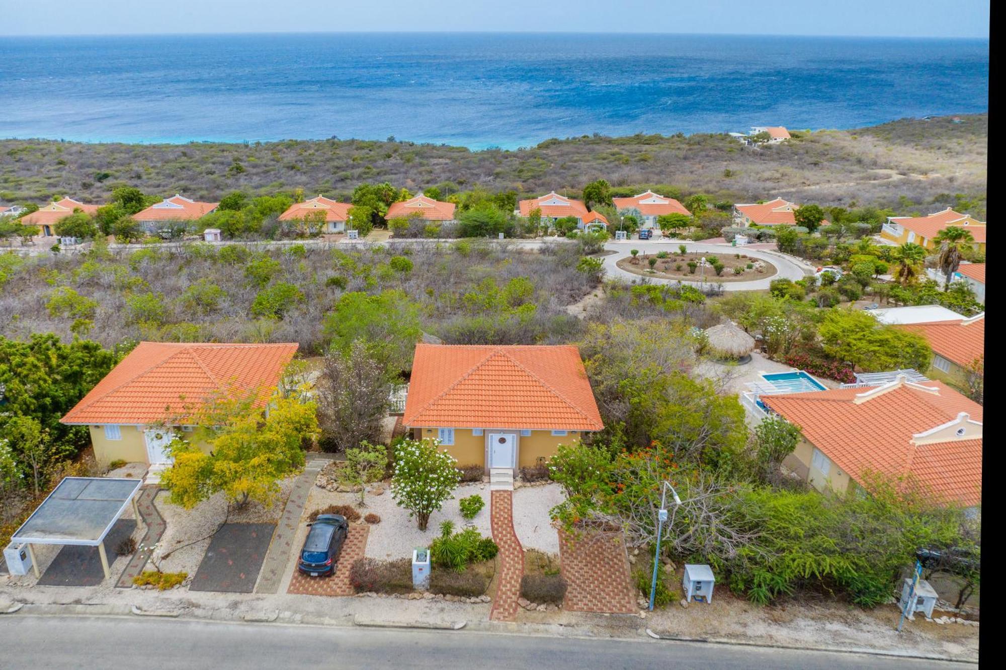 Villa Gran Veranda With Private Pool, Coral Estate