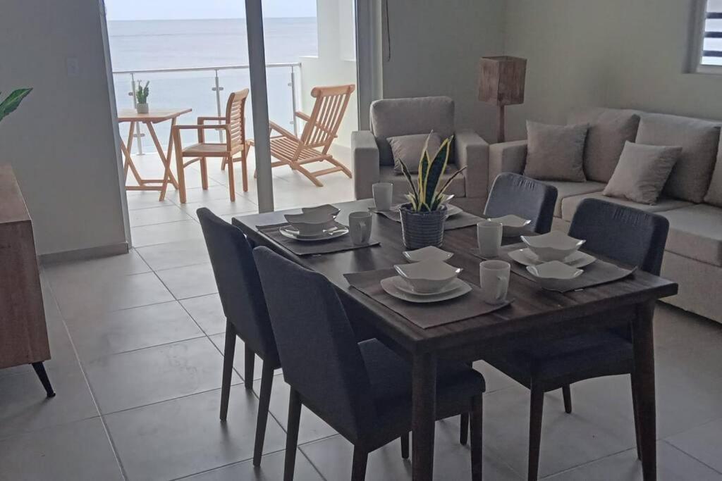 Blue Lagun B Apartment Willemstad