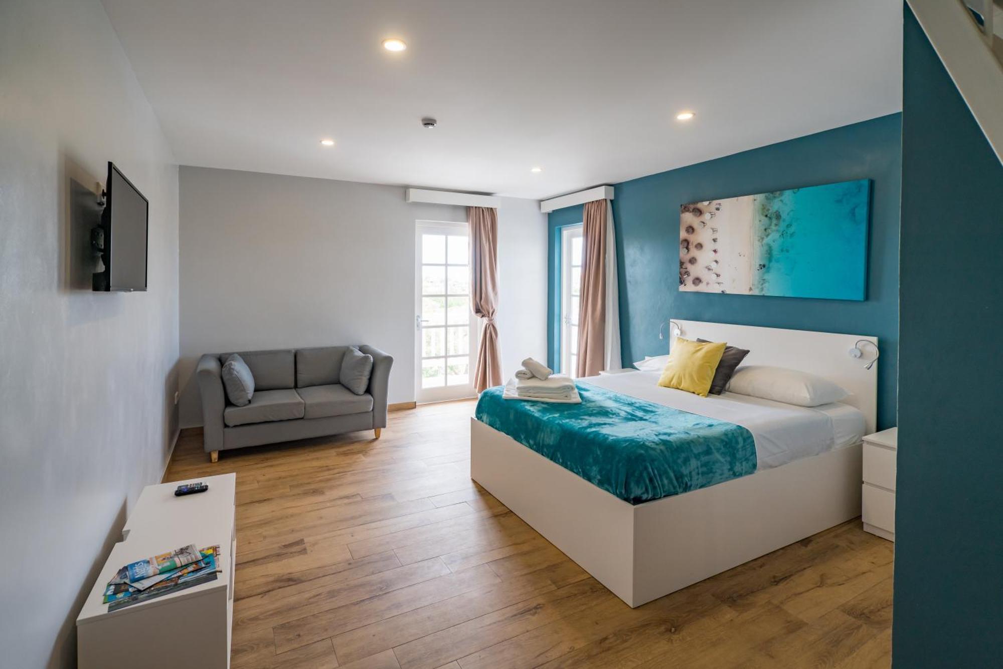 Bed & Bike Curacao - Jan Thiel Albergue *