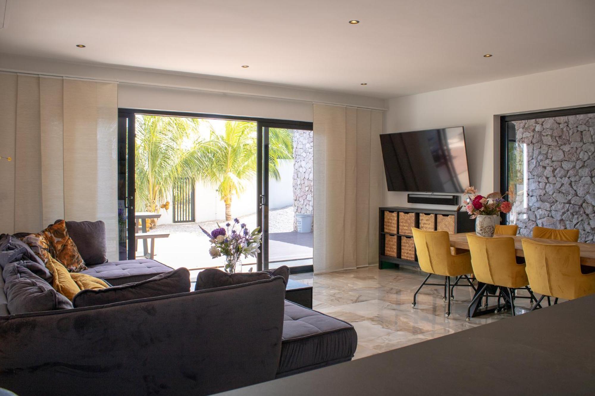 Luxury Incl Pool With Seaview Near Beaches Villa