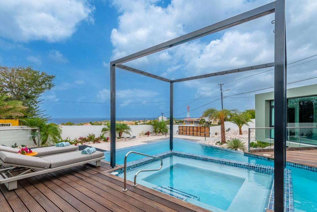 Sea View Luxury Villa Willemstad