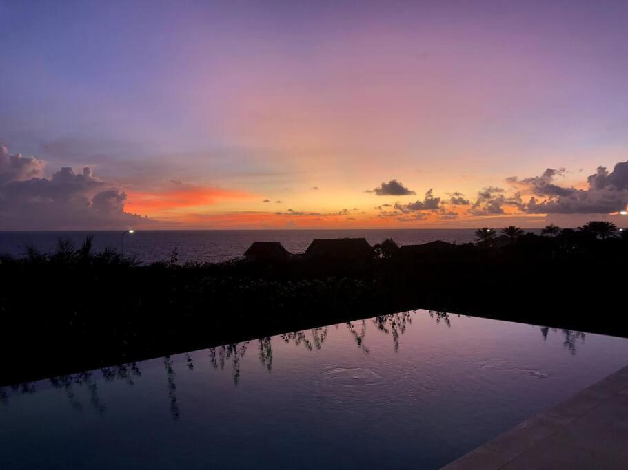 Villa Newvilla-coral Estate-walktobeach-private Pool-up To 16 Guests Seaview Willibrordus