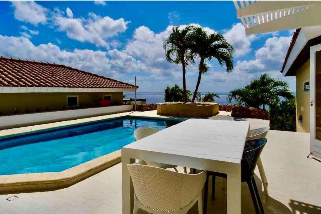 Newvilla-coral Estate-walktobeach-private Pool-up To 16 Guests Seaview