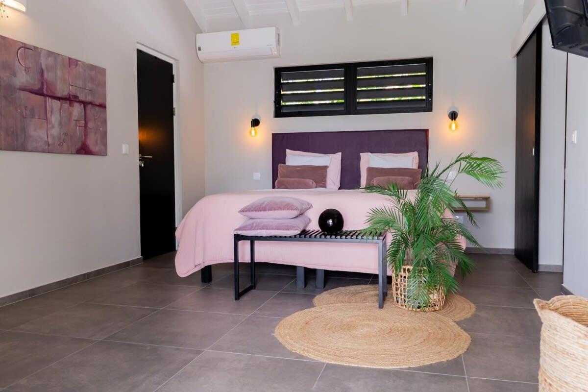 Villa Stylish 3 Bedroom With Ocean Views And Daily Maid Service