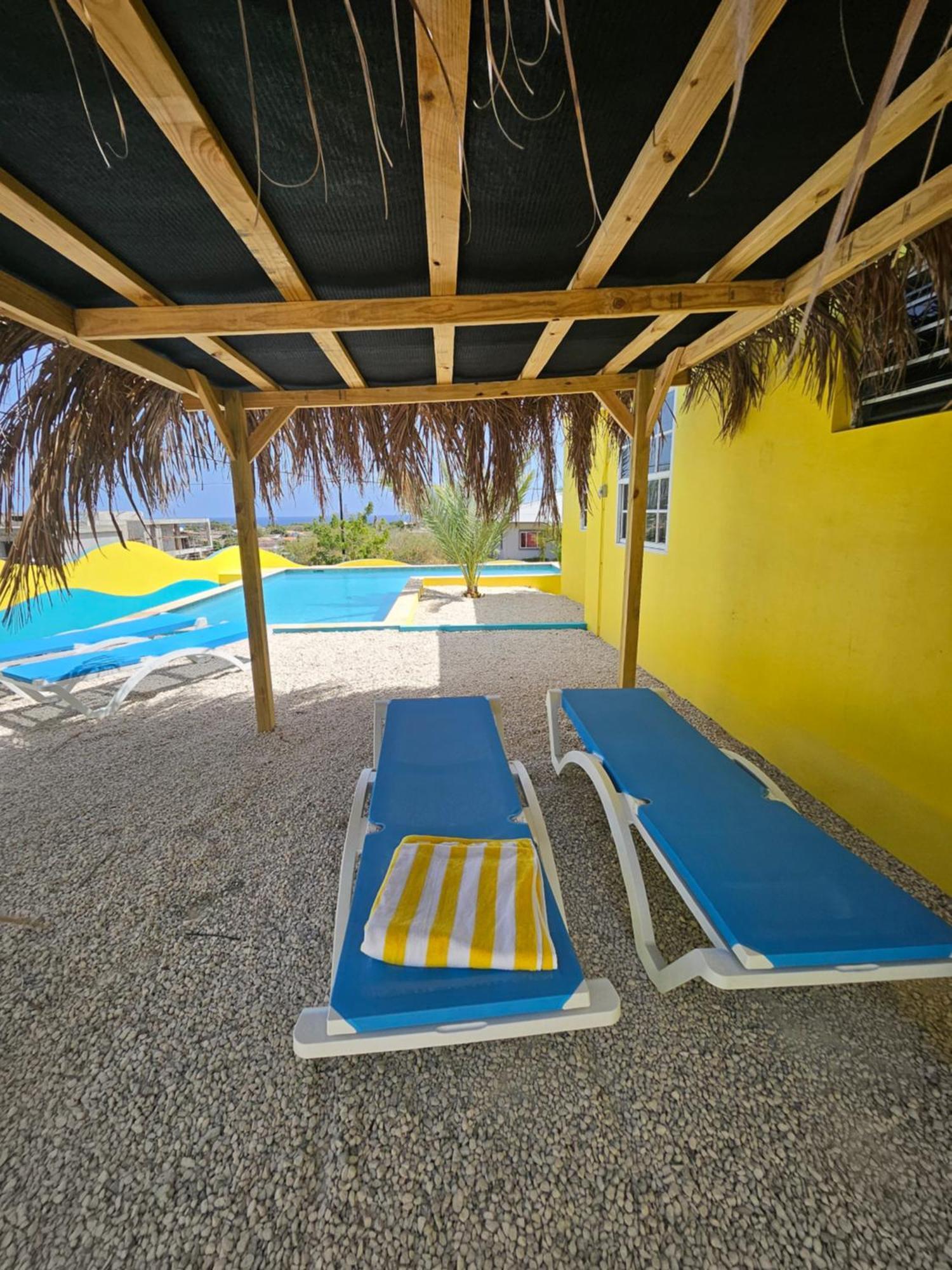 Raven's Casa Del Sol Villa Willemstad