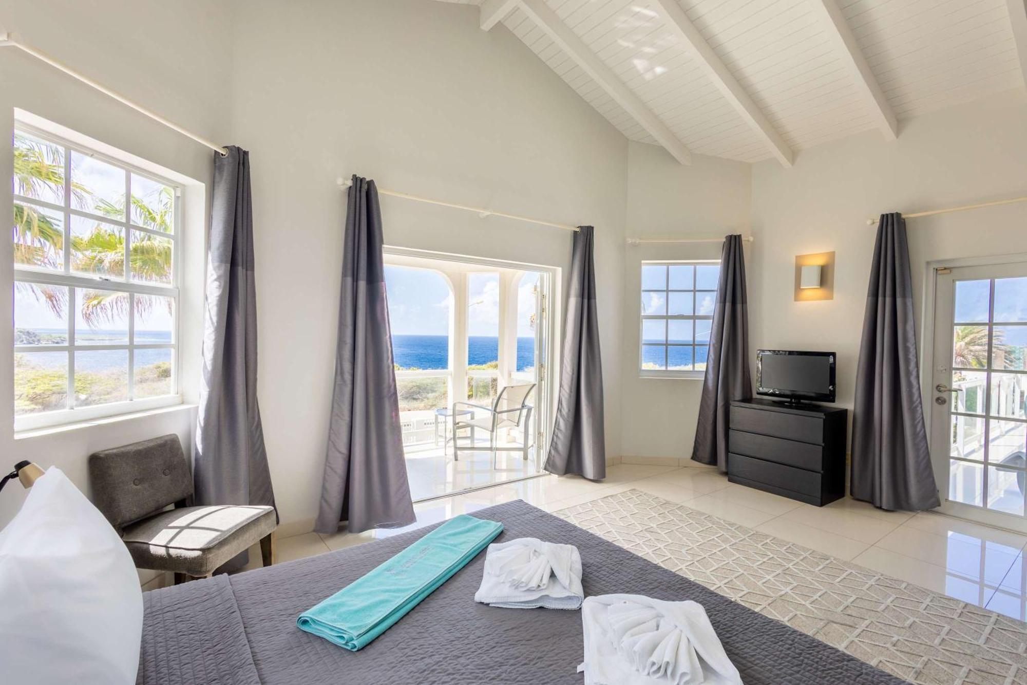 Artiko Luxury - *