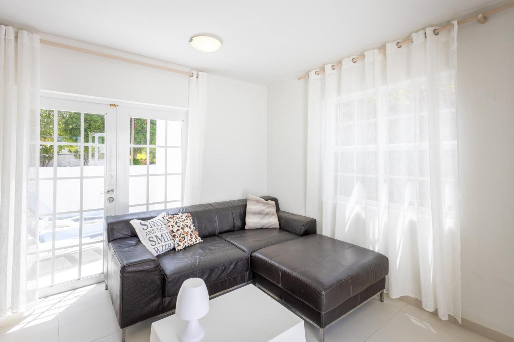 Artiko Luxury - *