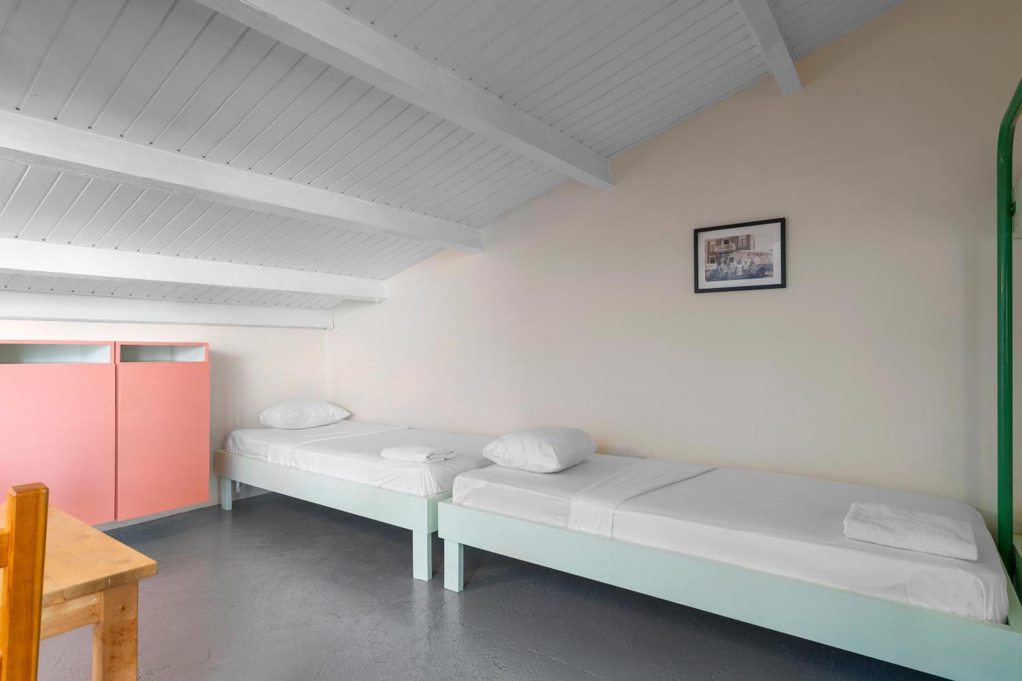 Hostel The Ritz *