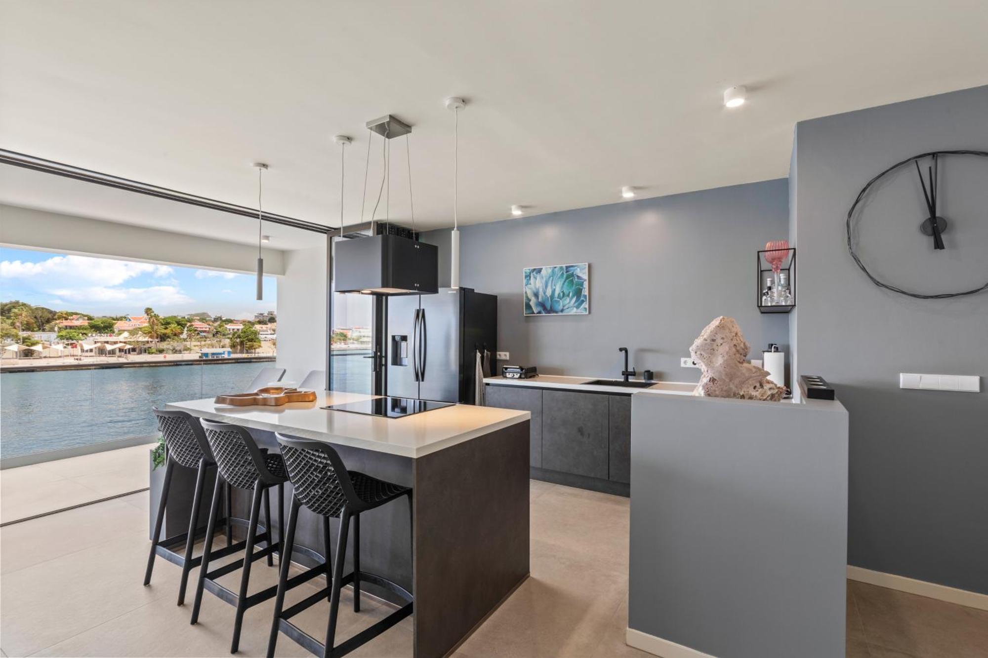 The Wharf Apartments, Downtown Apartment Willemstad