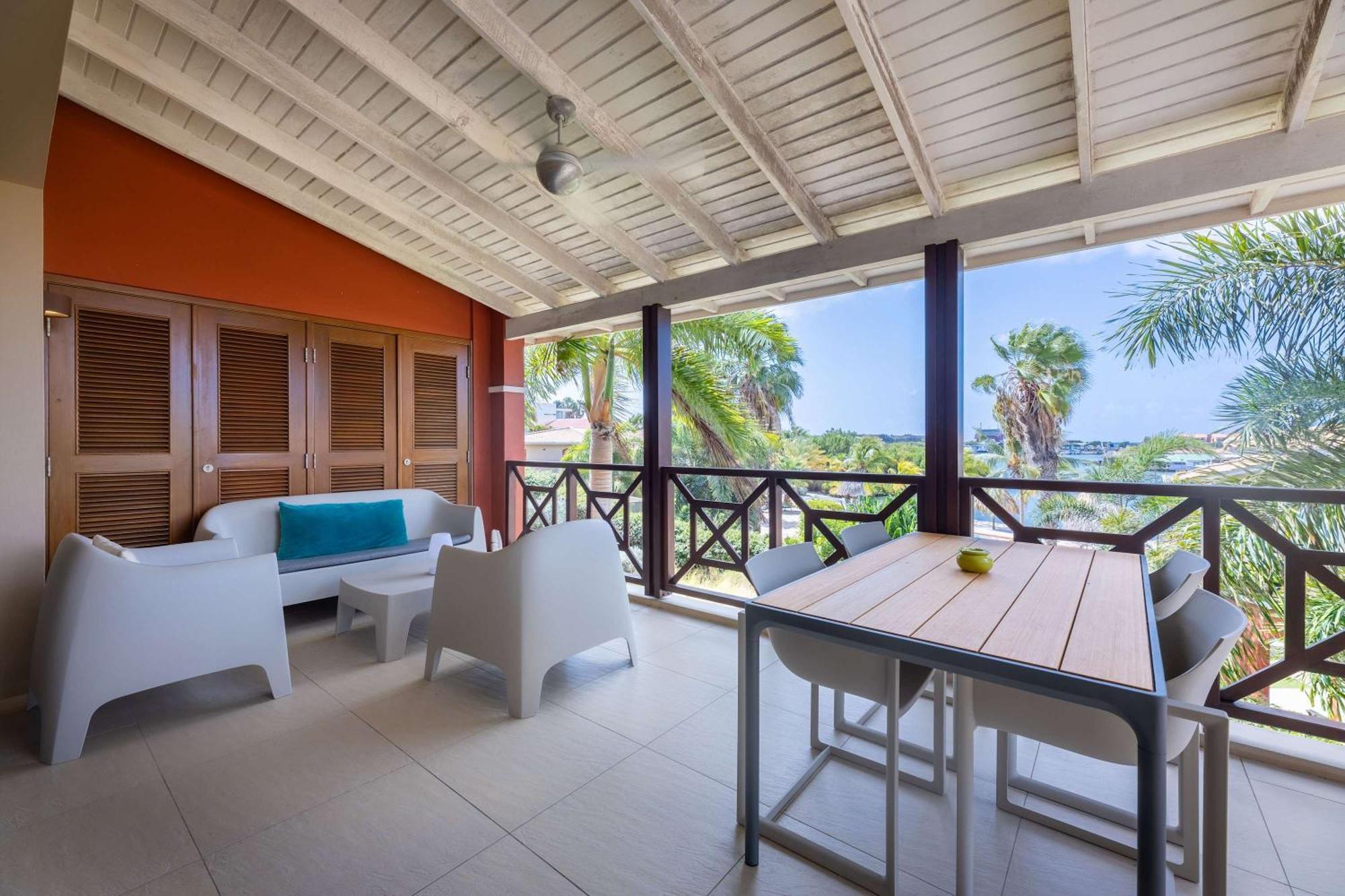 Tropical Escape With Pool And Ocean Views Appartement *