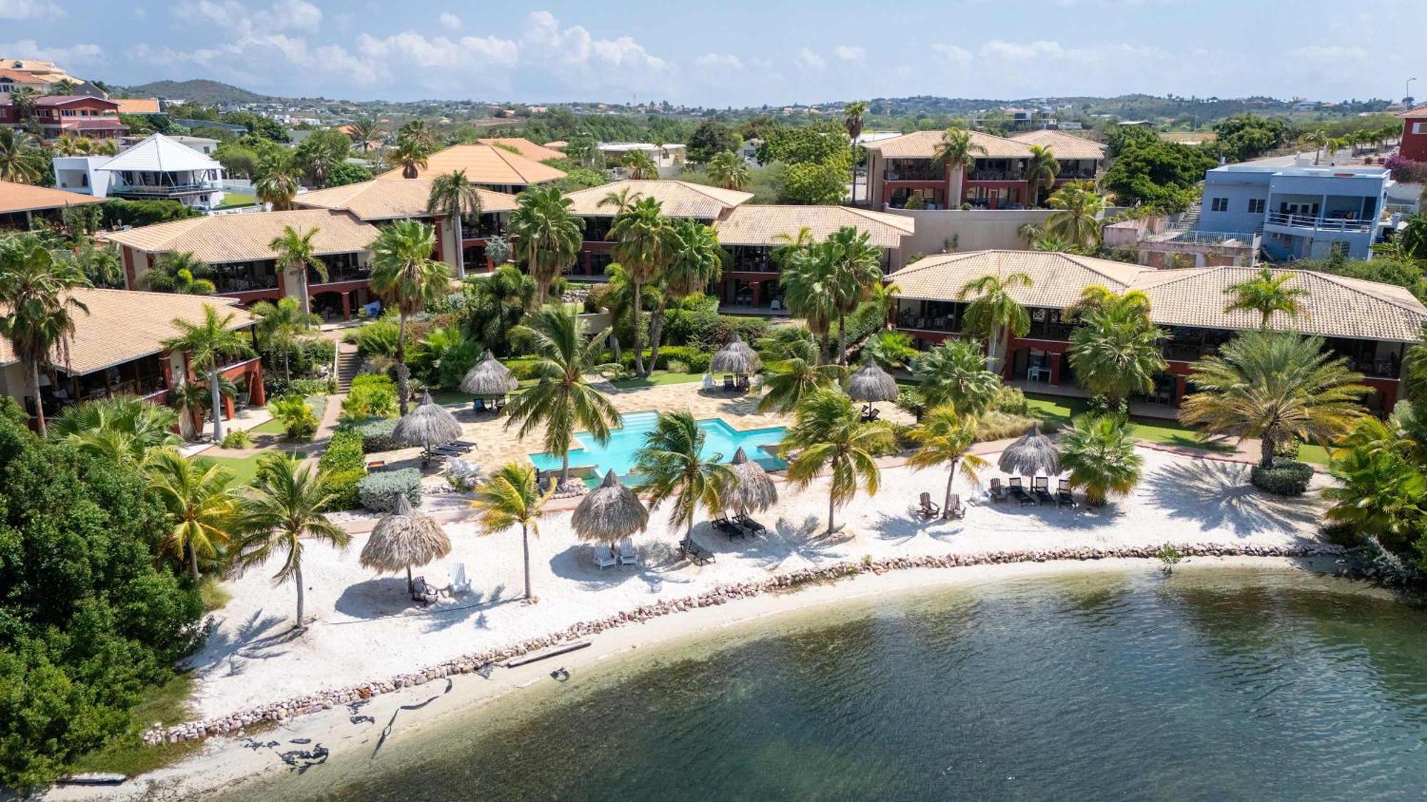 Tropical Escape With Pool And Ocean Views *