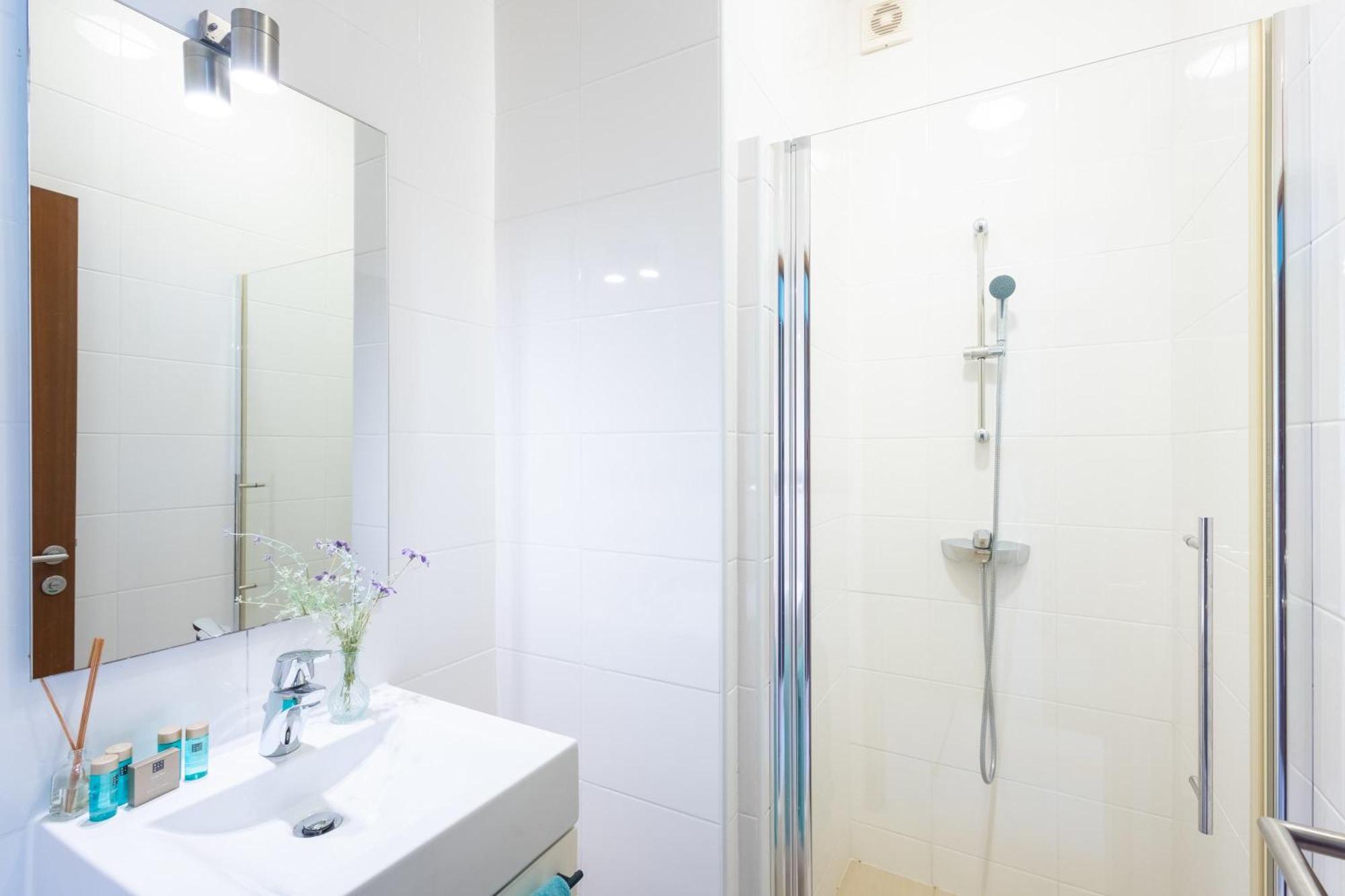 Apartment Stylish With Pool Near Jan Thiel *