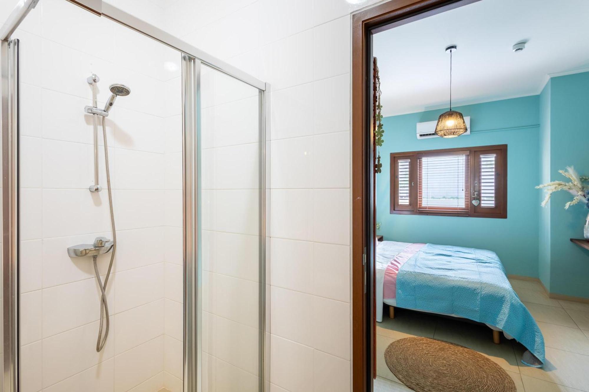 Apartment Stylish With Pool Near Jan Thiel