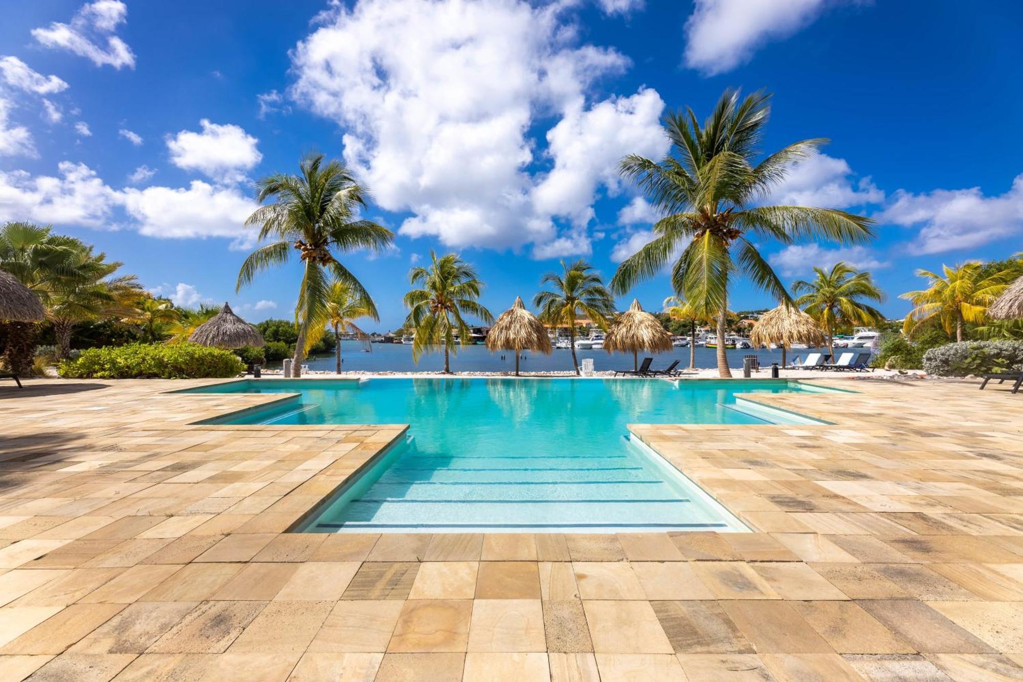 Stylish With Pool Near Jan Thiel Apartment Willemstad