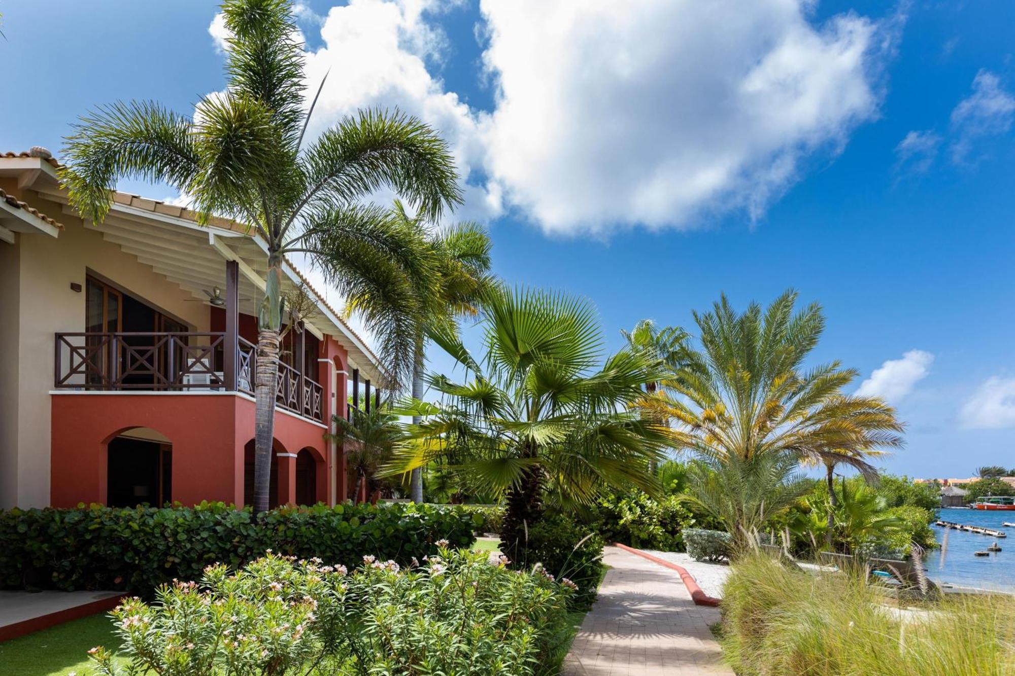 Stylish With Pool Near Jan Thiel Willemstad