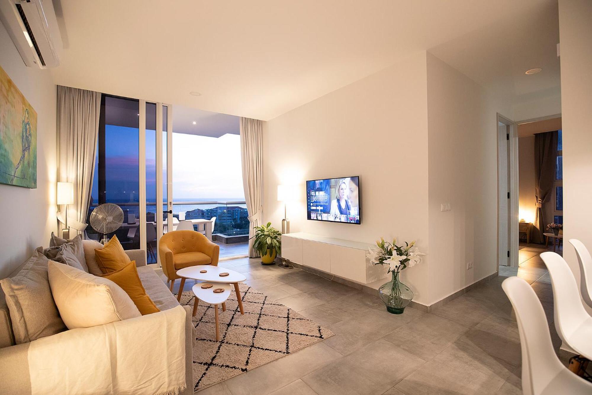 Magna Vista Pool And Gym Apartment