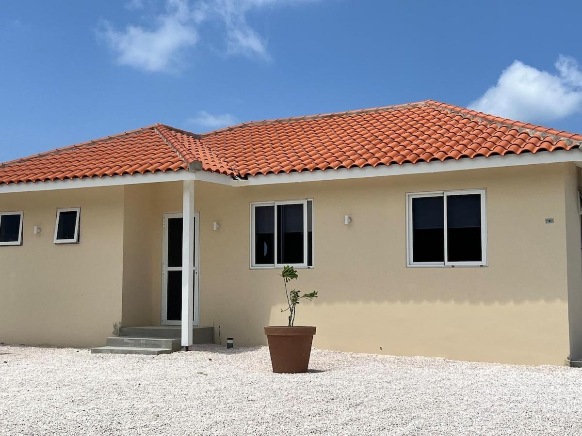 New Caribbean Pearl Villa Willemstad