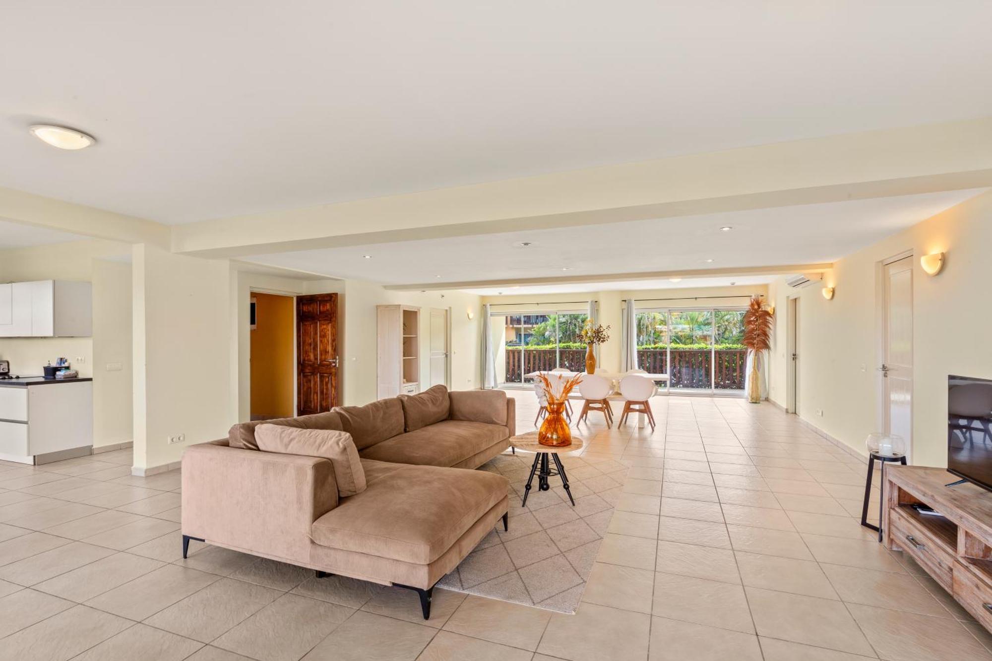 Appartement Het Paradijs In Jan Thiel! *