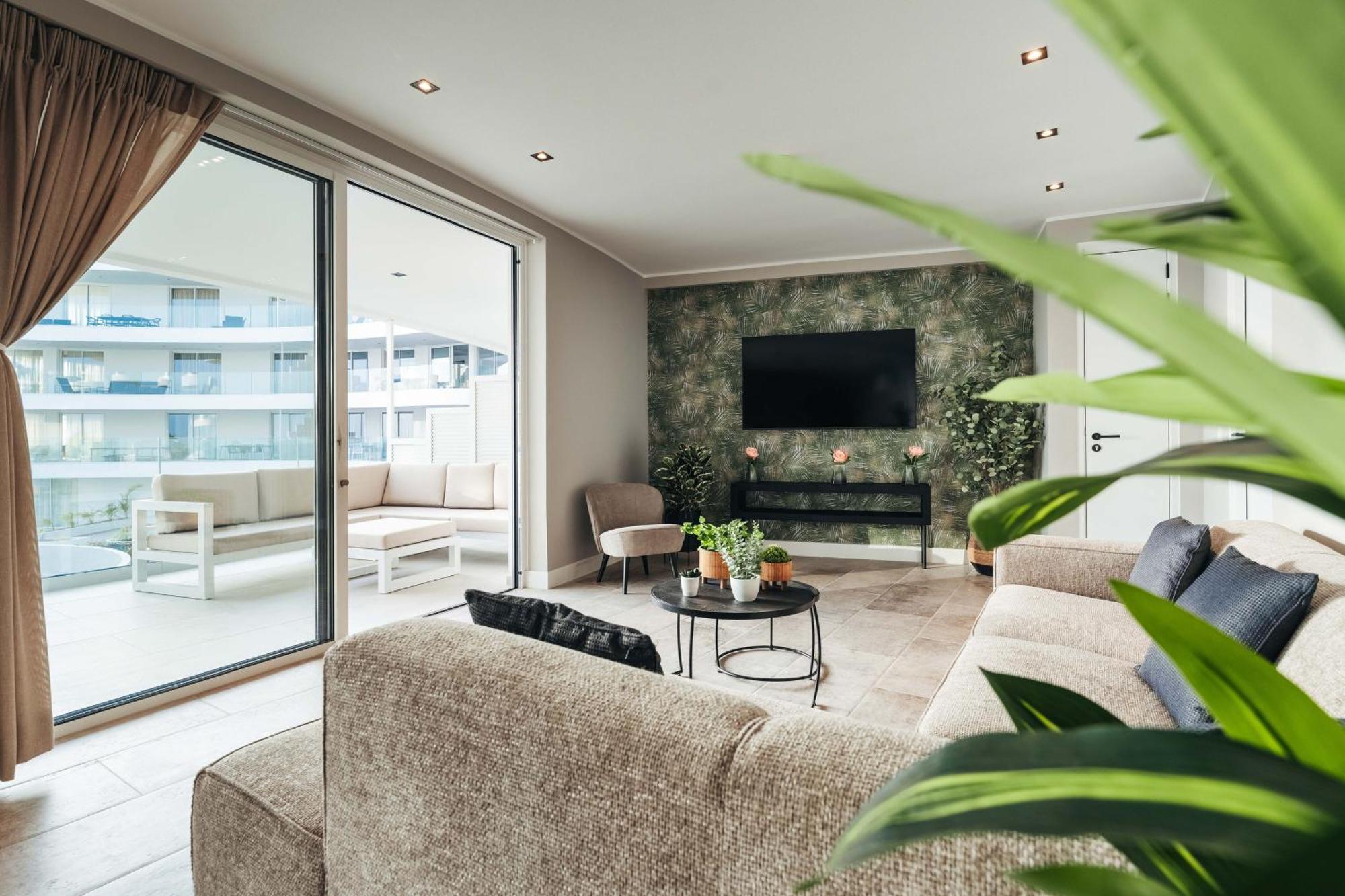 One Mambo Residences By, Bocobay Curacao *