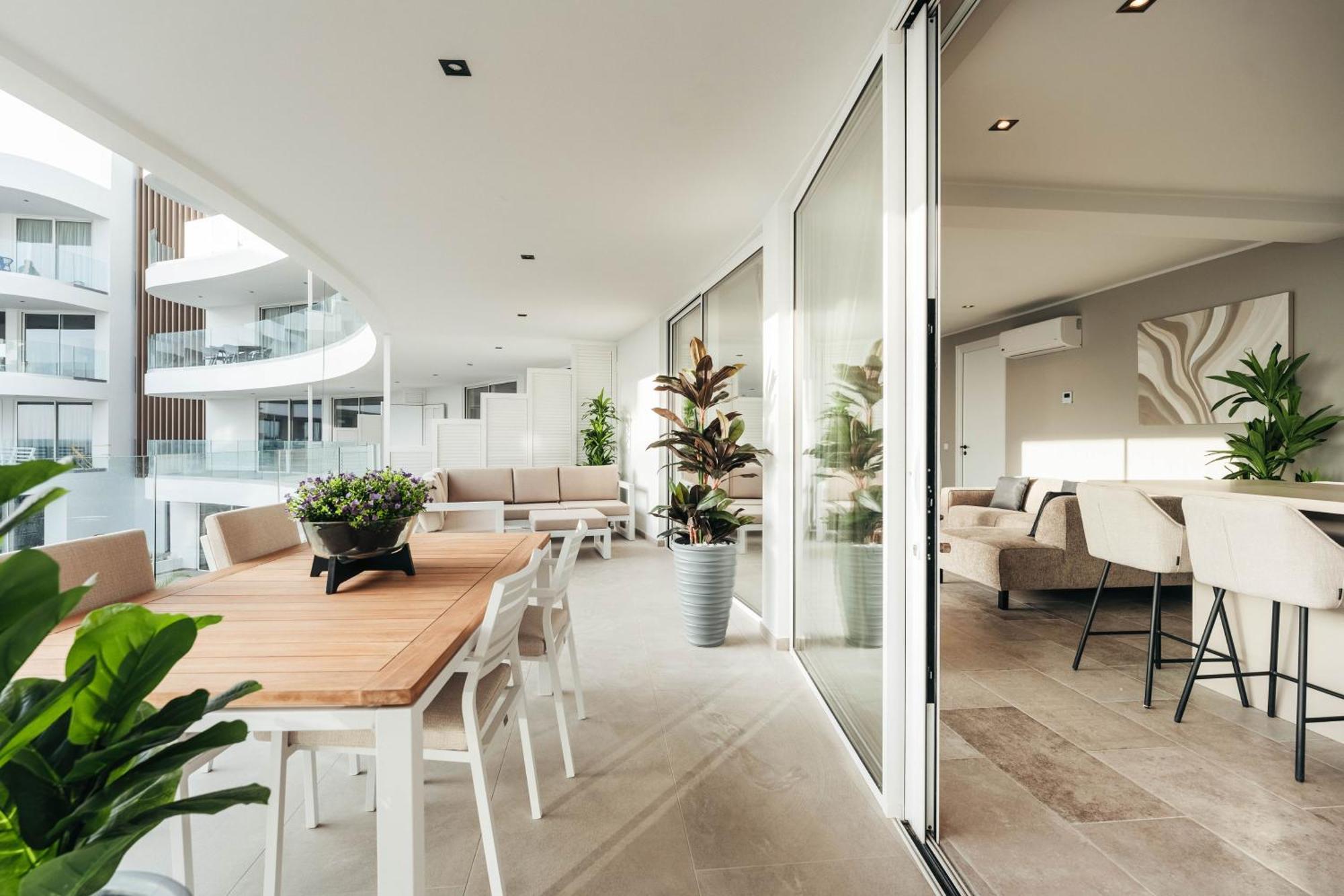 One Mambo Residences By, Bocobay Curacao *