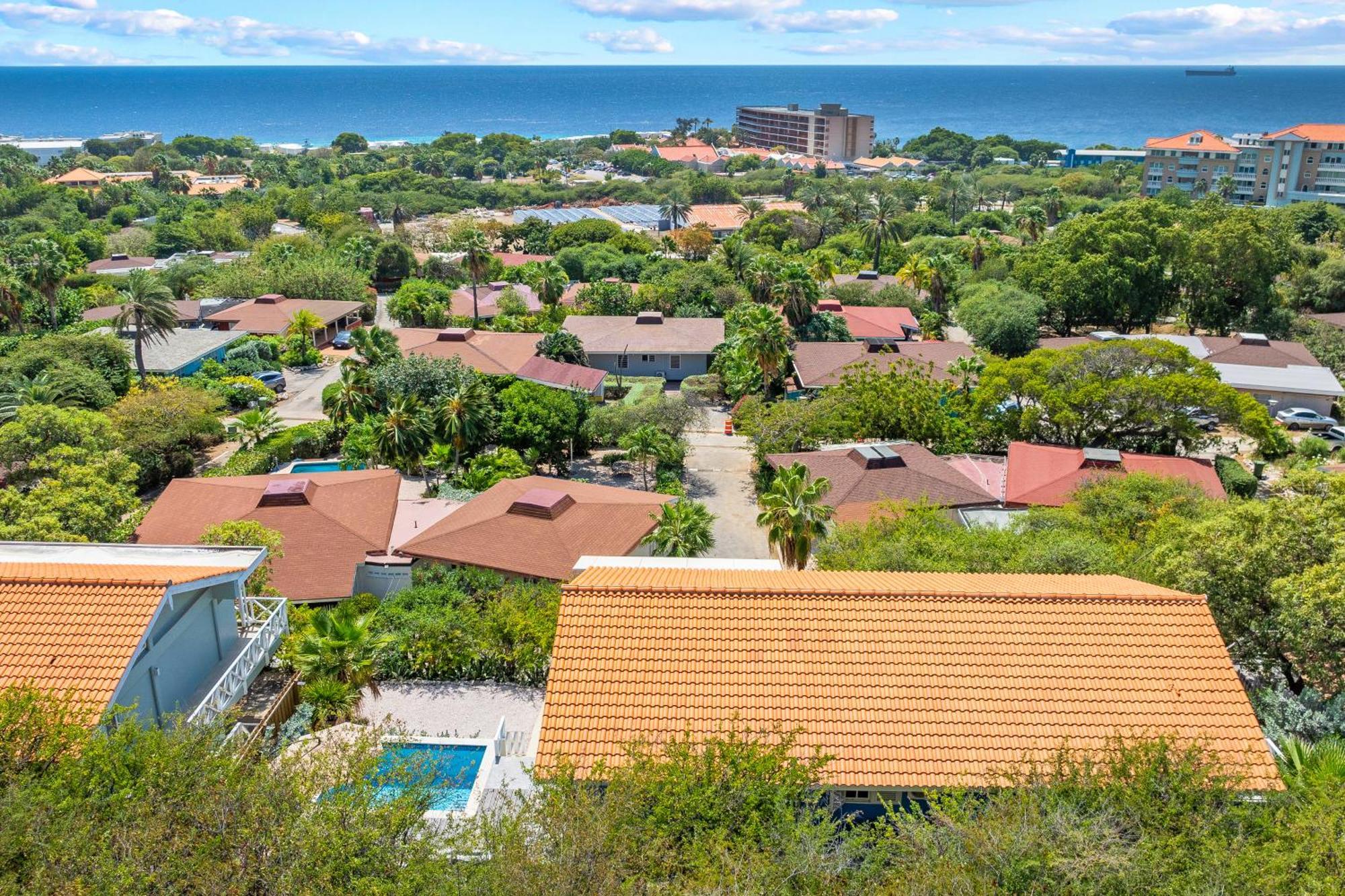 Piscadera Bay 104 *