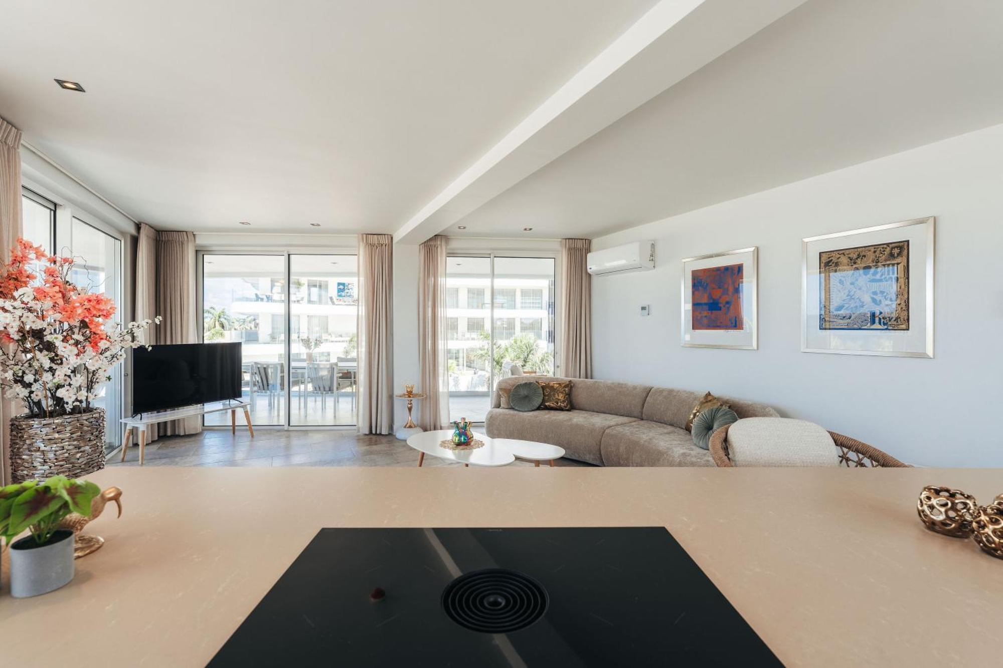 Apartment One Mambo Residences By, Bocobay Curacao *