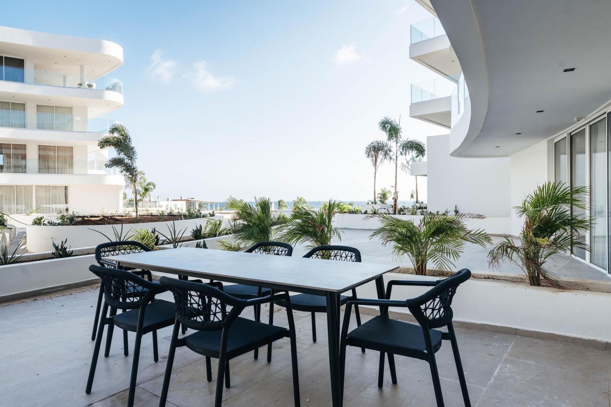Apartment One Mambo Residences By, Bocobay Curacao
