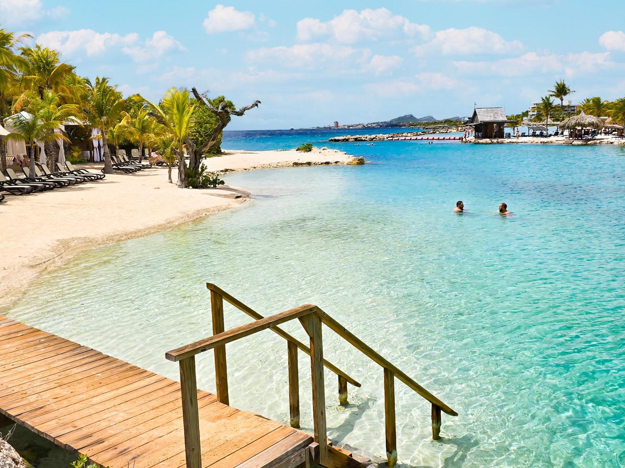 The Royal Sea Aquarium Resort Willemstad