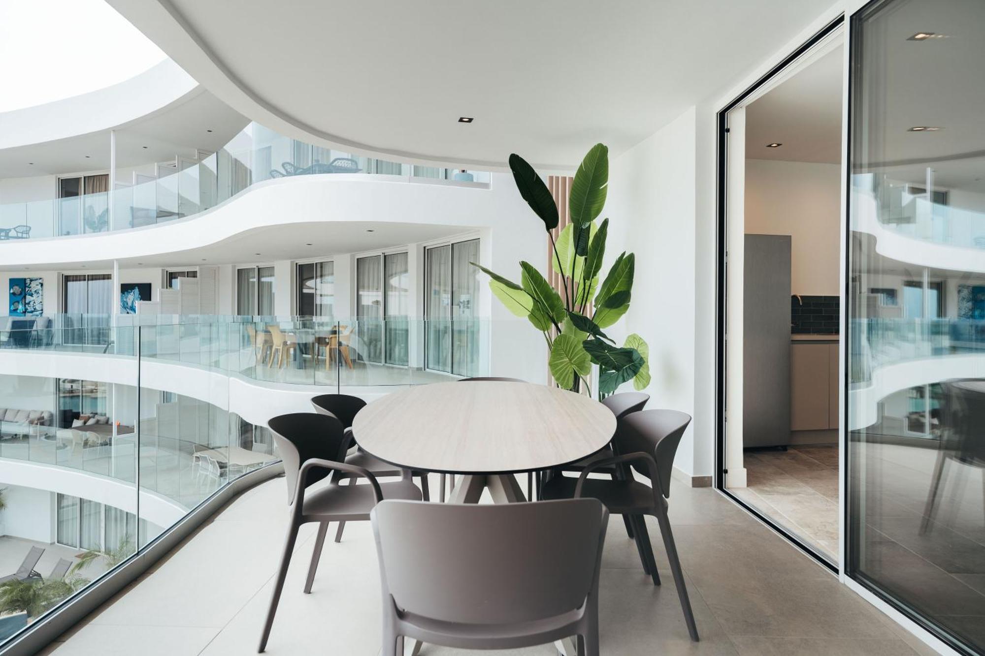 One Mambo Residences By Bocobay Curacao *