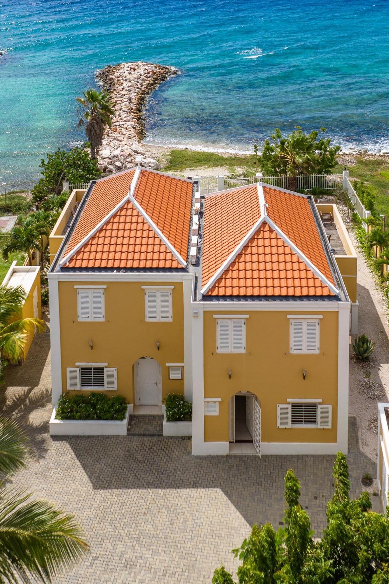 Atlantis House *