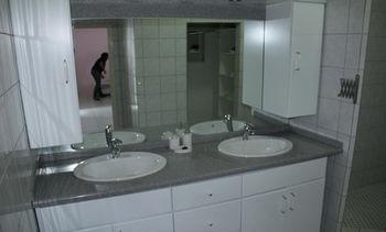 Apartment Curinjo *