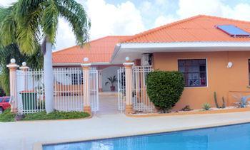 Apartment Curinjo