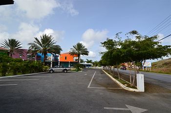 Quints Travelers Hotel Willemstad