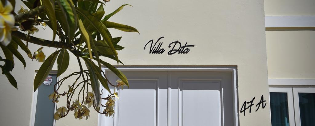 Dita Villa *
