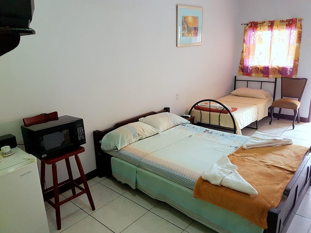 Hotel Cecil Paradise Willemstad