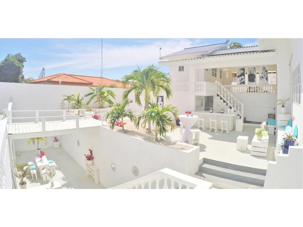 Champartments - & Cristal Hotel