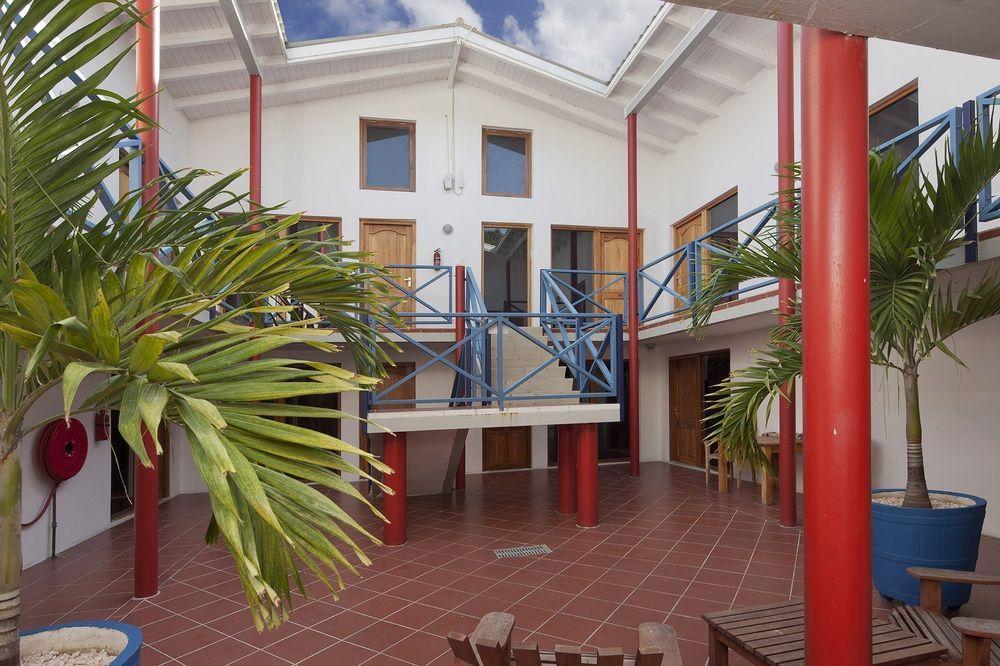 Hostel The Ritz