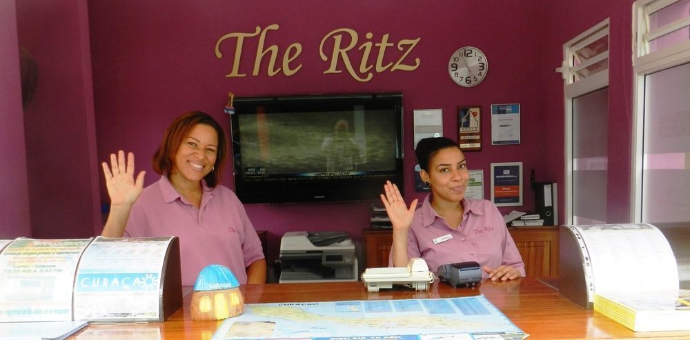 Hostel The Ritz *