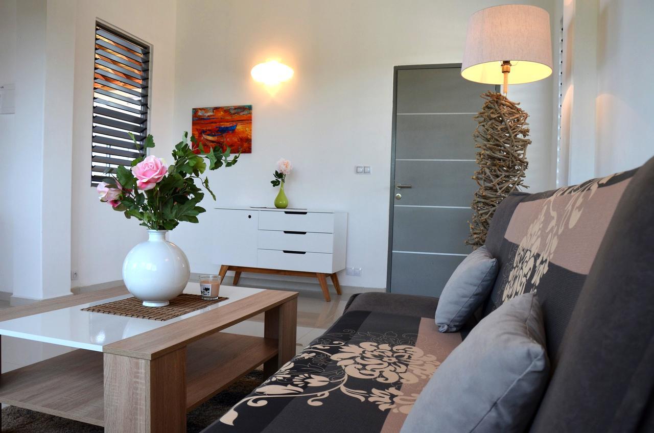 Villa Group & Family House Galant Curacao *