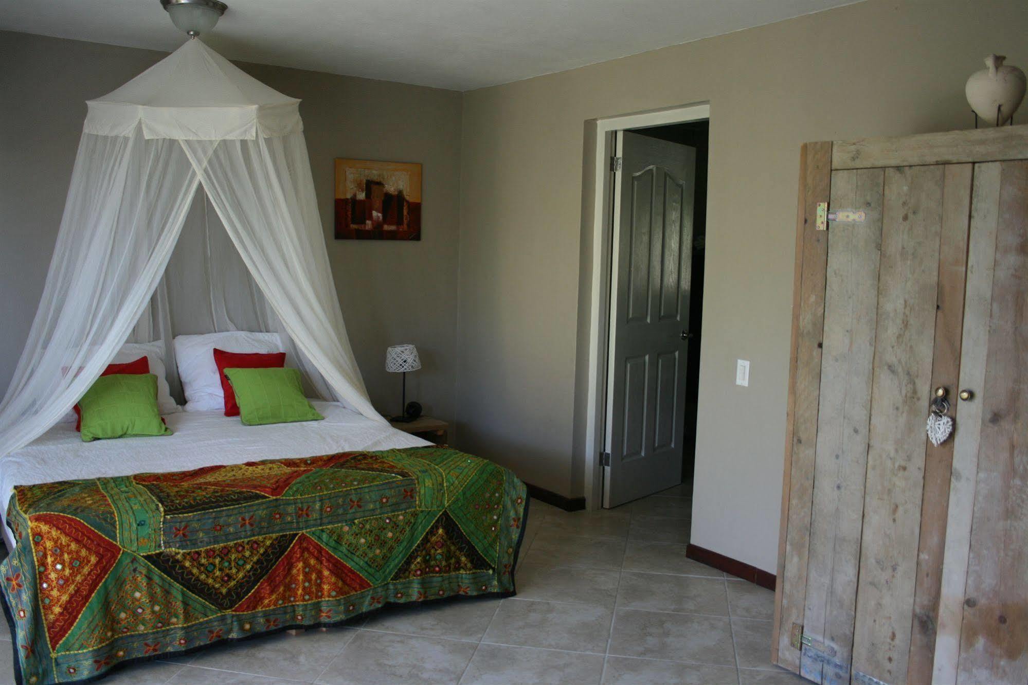 Hibiscus House Casa de hóspedes Jan Thiel