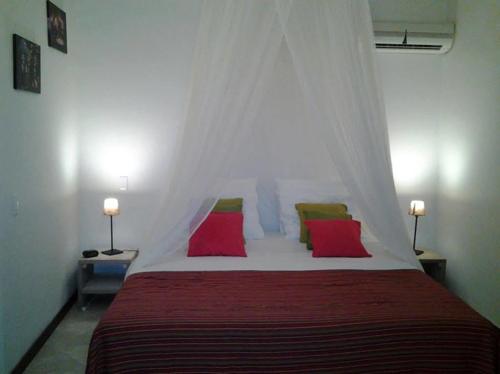 Hibiscus House 4*