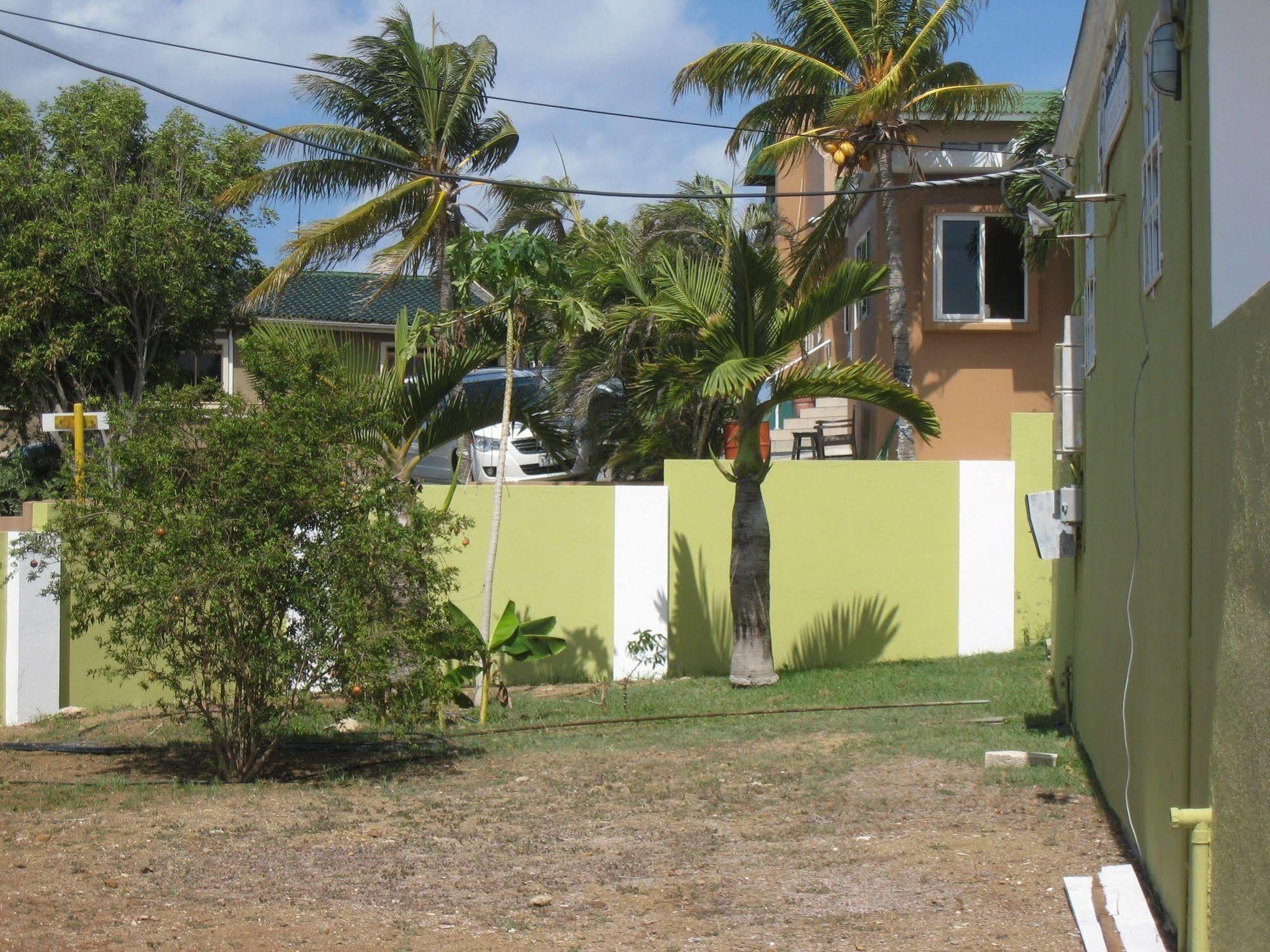 Apartment Alablanca Residents *