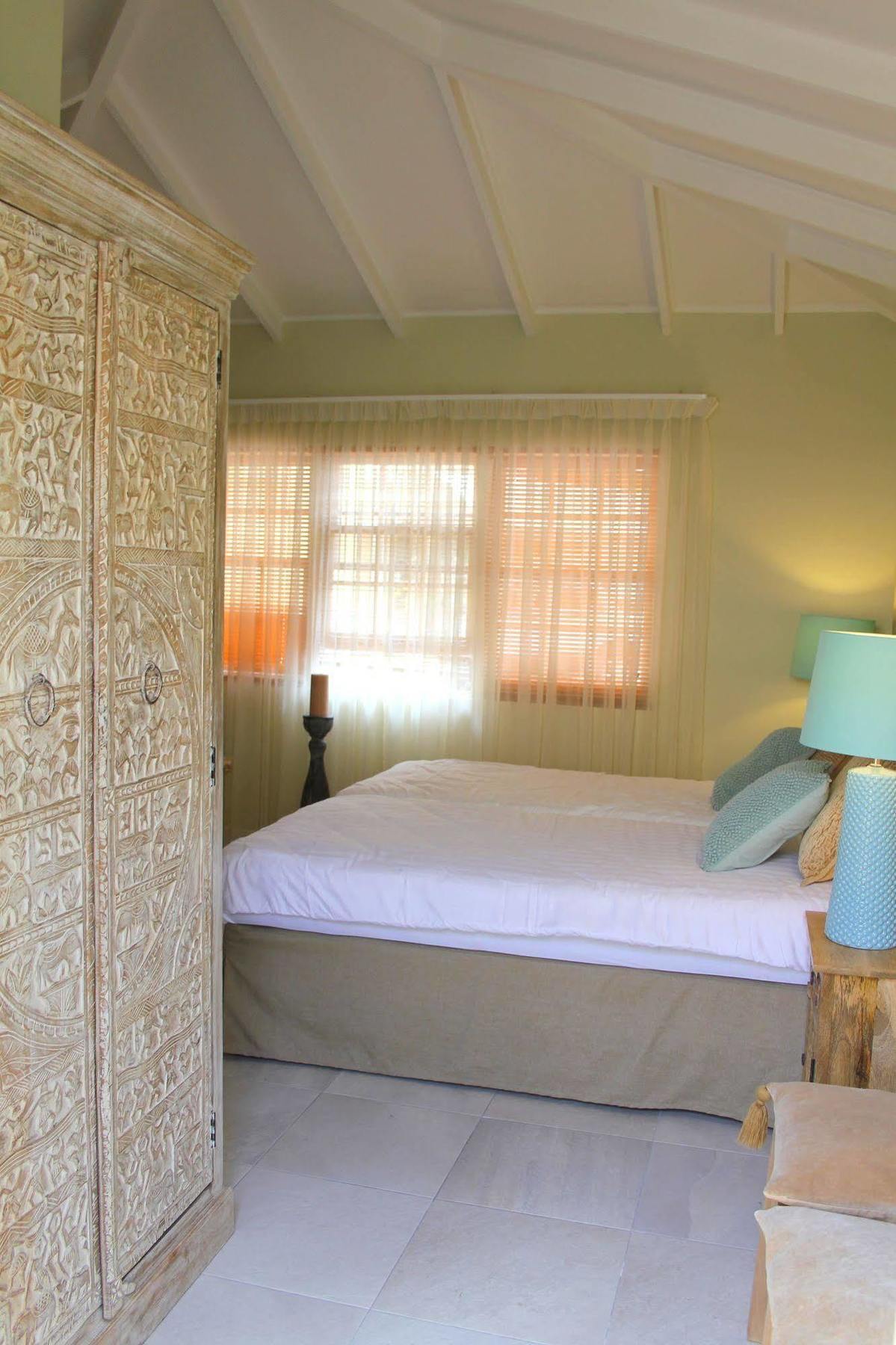 Curacao Luxury Holiday Rentals Apartment Willemstad