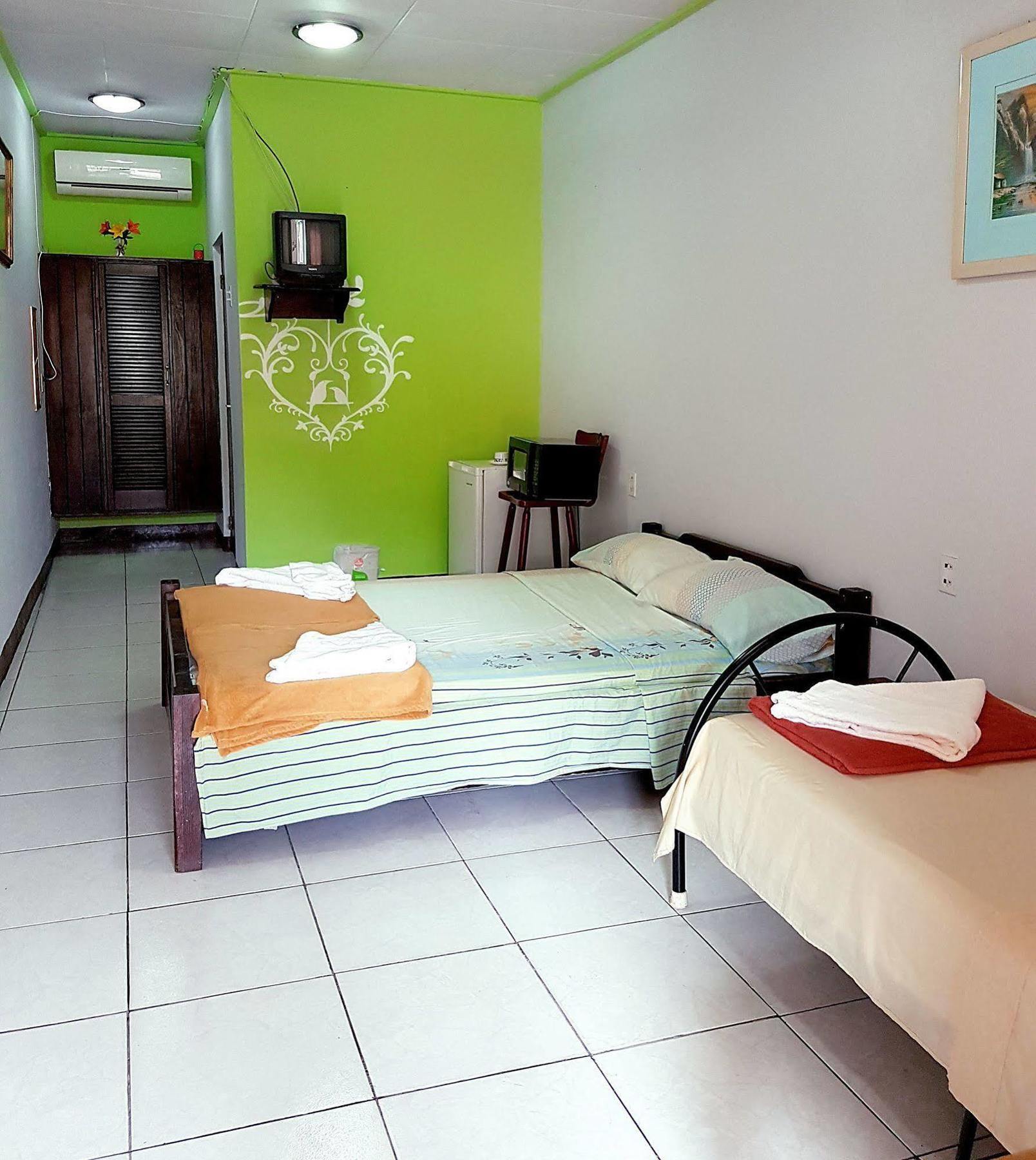 Cecil Paradise 2* Willemstad