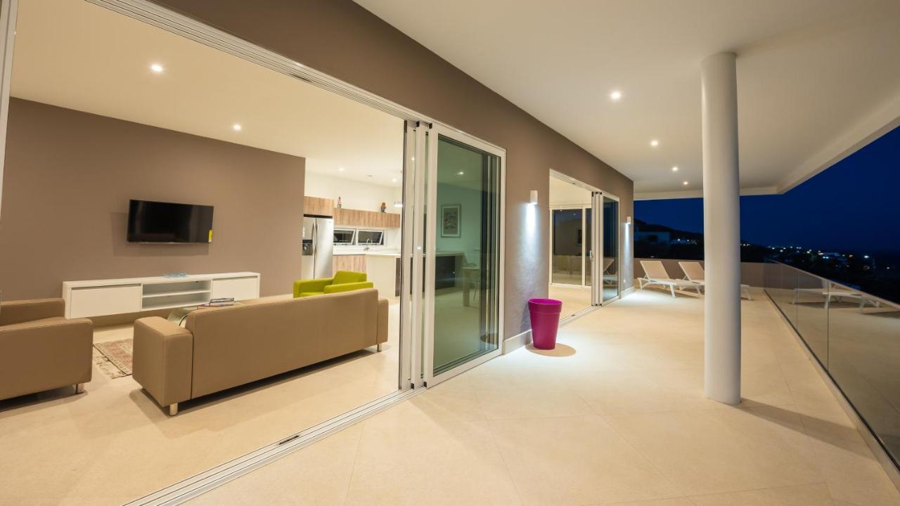 Pousada Villacasabella Ocean View-private Pool-up To 12 Guests Willibrordus