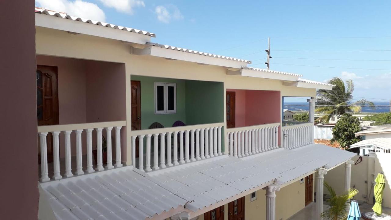 Curacao Color Appartments *
