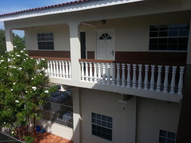 Roxsha Apartment *