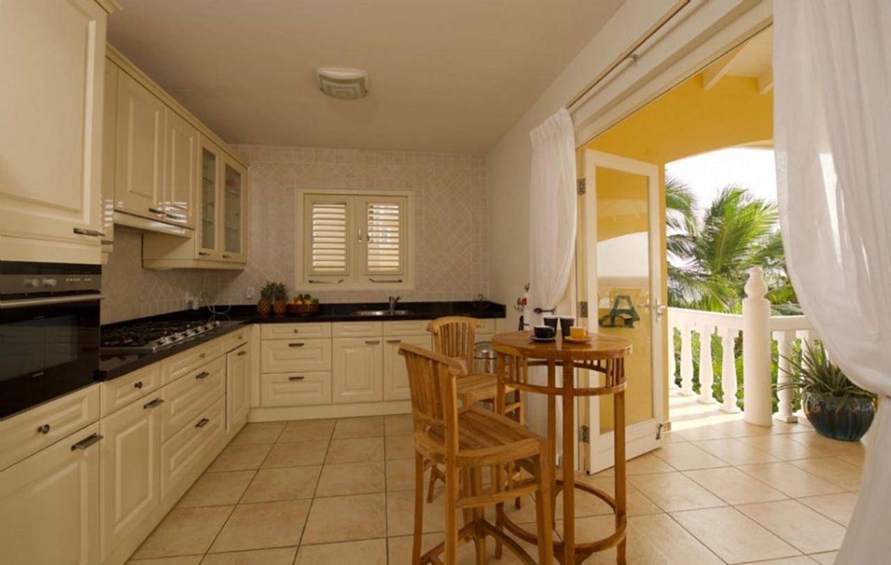 Zeezicht Curacao Villa *