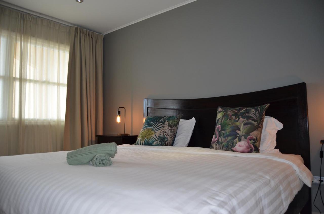 Holiday In Curacao @ The Strand Apartment *