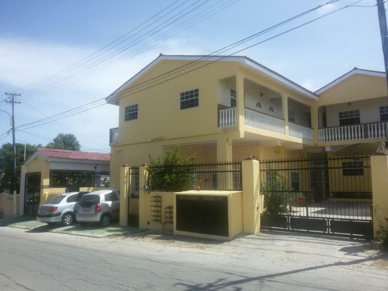 Apartment Roxsha *